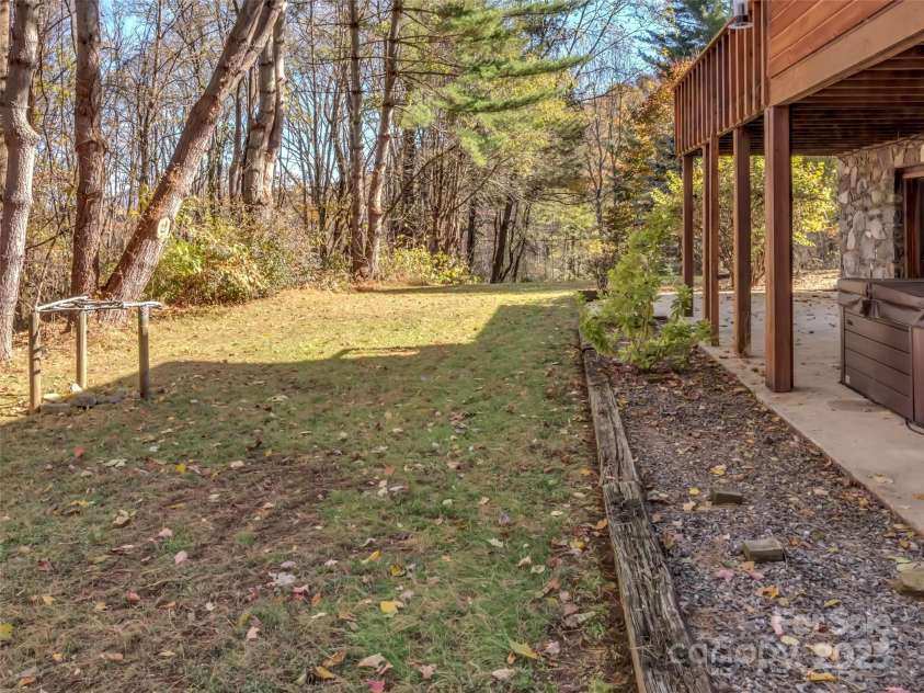 390 Echo Drive, Waynesville, NC 28786.  MLS# CAR4319138, YatesRealty ID 3145. 