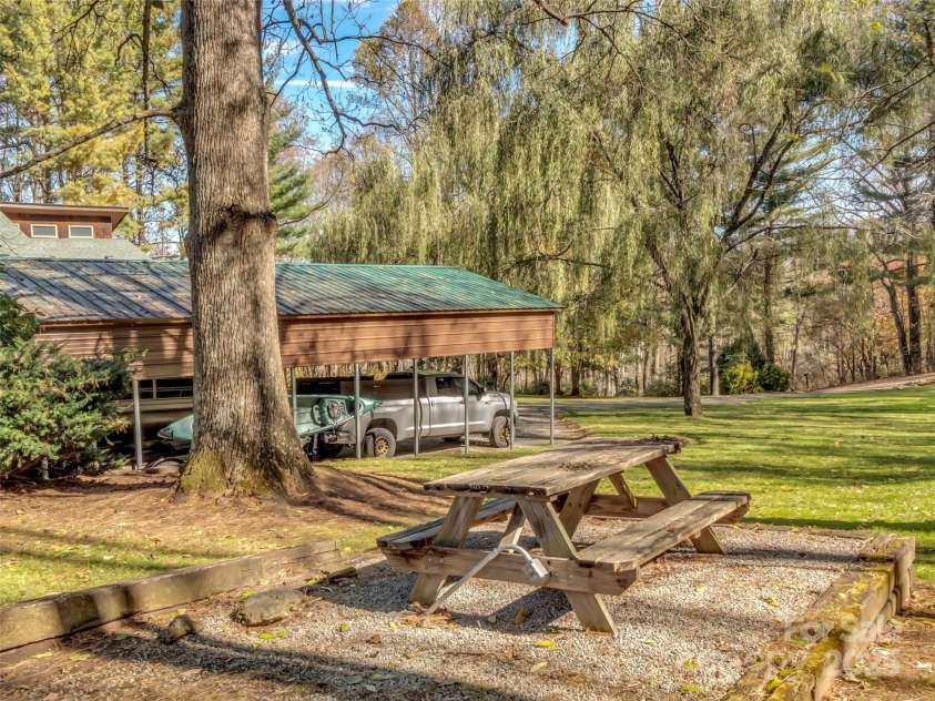 390 Echo Drive, Waynesville, NC 28786.  MLS# CAR4319138, YatesRealty ID 3145. 