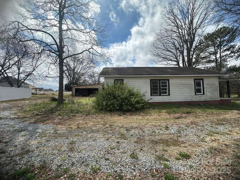 4349 Roberta Road, Concord, NC 28027.  MLS# CAR4308111, YatesRealty ID 3145. 