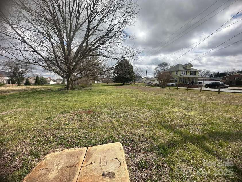 4349 Roberta Road, Concord, NC 28027.  MLS# CAR4308111, YatesRealty ID 3145. 