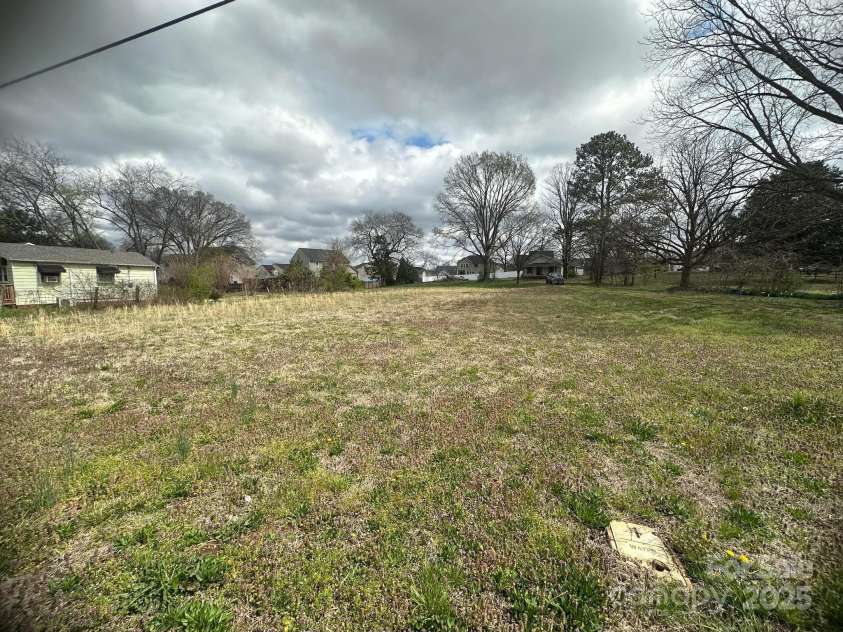 4349 Roberta Road, Concord, NC 28027.  MLS# CAR4308111, YatesRealty ID 3145. 
