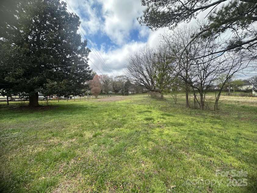 4349 Roberta Road, Concord, NC 28027.  MLS# CAR4308111, YatesRealty ID 3145. 
