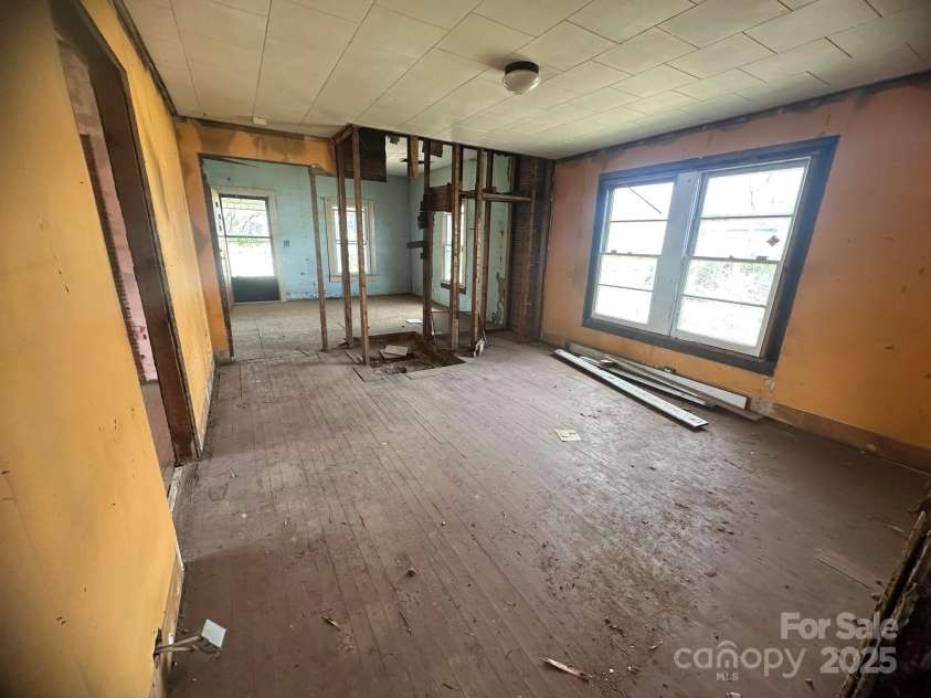4349 Roberta Road, Concord, NC 28027.  MLS# CAR4308111, YatesRealty ID 3145. 