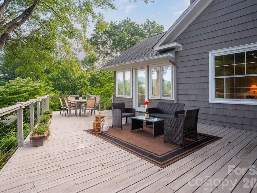 55 First Street, Tryon, NC 28782.  MLS# CAR4394053, YatesRealty ID 31451. 