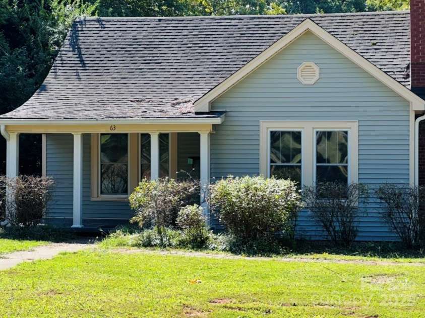 63 Brookwood Avenue, Concord, NC 28025.  MLS# CAR4287086, YatesRealty ID 31454. 