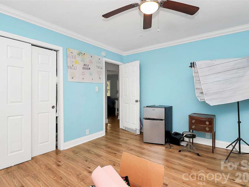 8301 Washington Boulevard, Charlotte, NC 28262.  MLS# CAR4390154, YatesRealty ID 31454. 