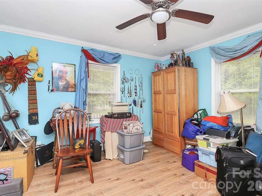 8301 Washington Boulevard, Charlotte, NC 28262.  MLS# CAR4390154, YatesRealty ID 31454. 