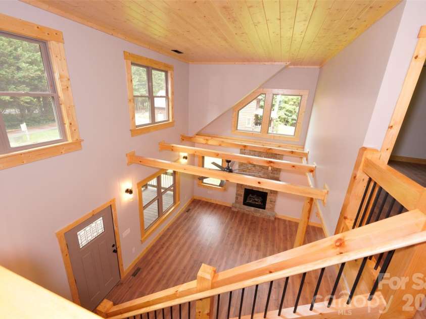 81 Breezy Creek Lane, Maggie Valley, NC 28751.  MLS# CAR4391746, YatesRealty ID 31455. 