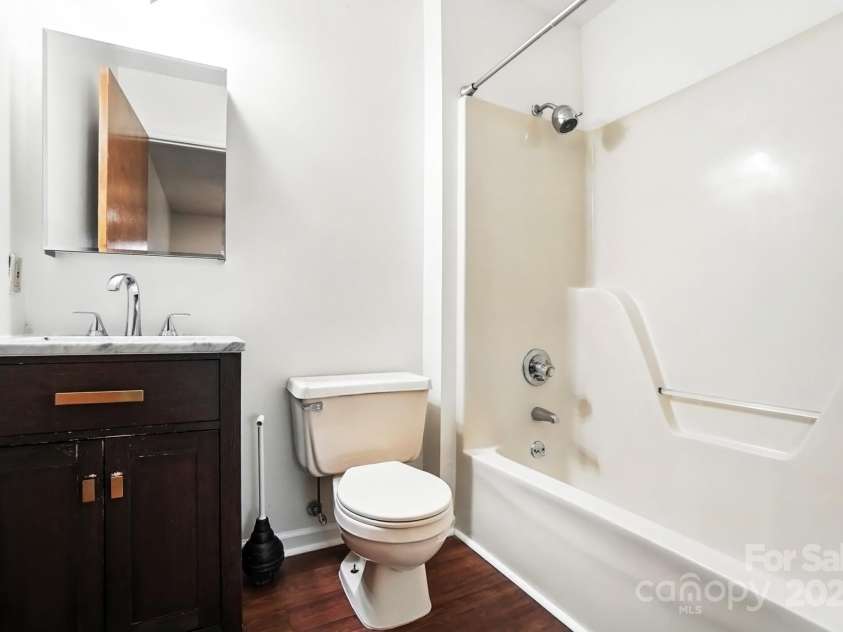 831 Flicker Street, Concord, NC 28027.  MLS# CAR4287829, YatesRealty ID 31455. Primary full bathroom