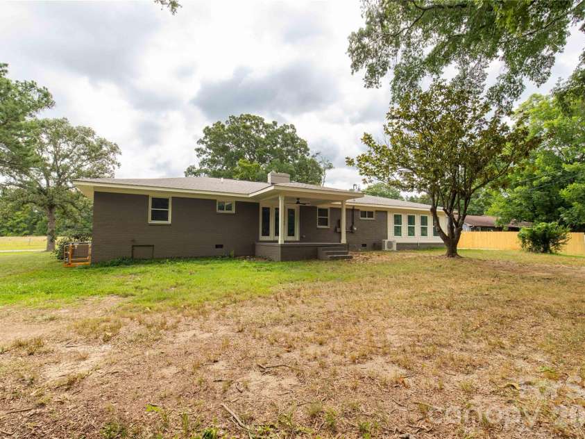 1297 Potter Road, Lancaster, SC 29720.  MLS# CAR4391936, YatesRealty ID 31456. Back of the home