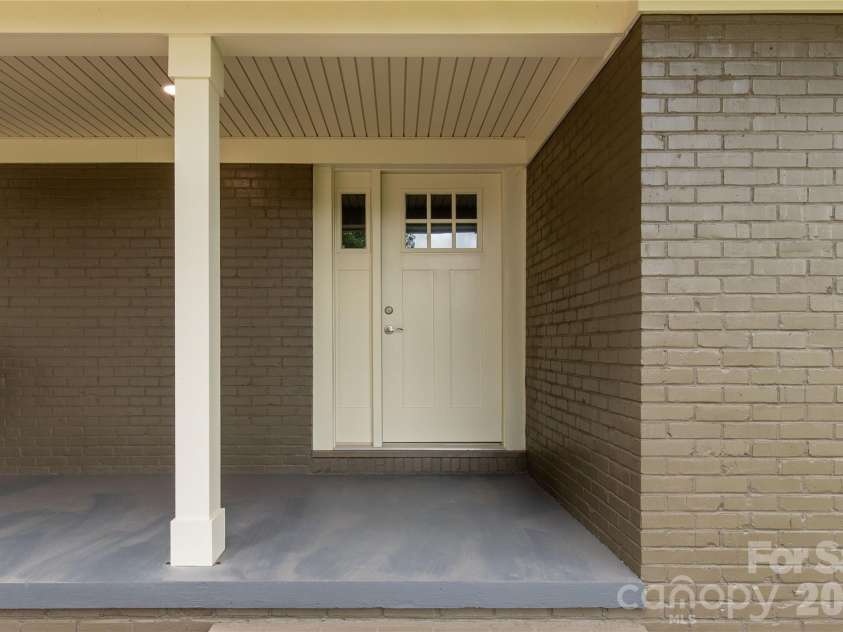1297 Potter Road, Lancaster, SC 29720.  MLS# CAR4391936, YatesRealty ID 31456. Covered Front Porch