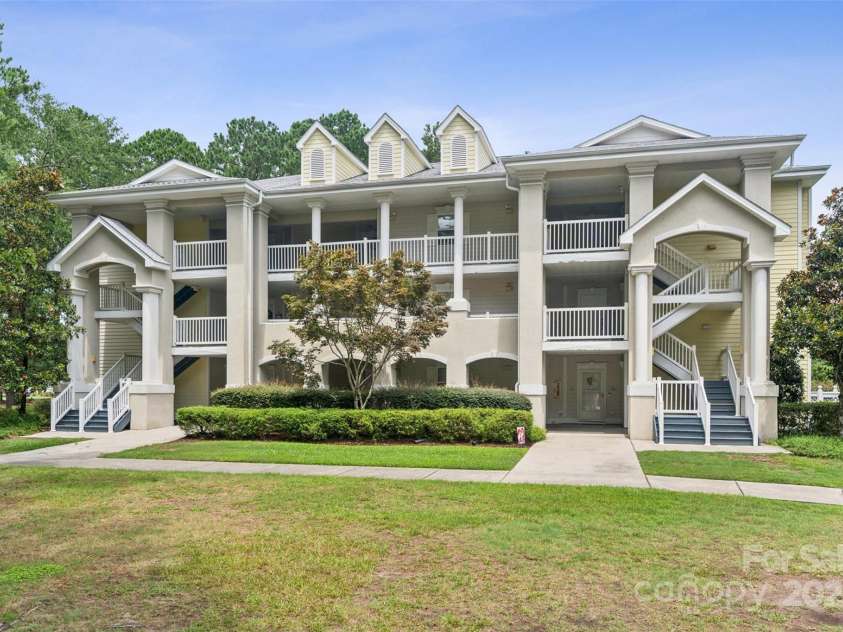 330 Middleton Drive, Calabash, NC 28467.  MLS# CAR4288434, YatesRealty ID 31456. 