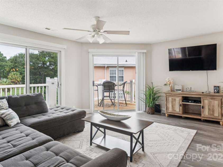 330 Middleton Drive, Calabash, NC 28467.  MLS# CAR4288434, YatesRealty ID 31456. 