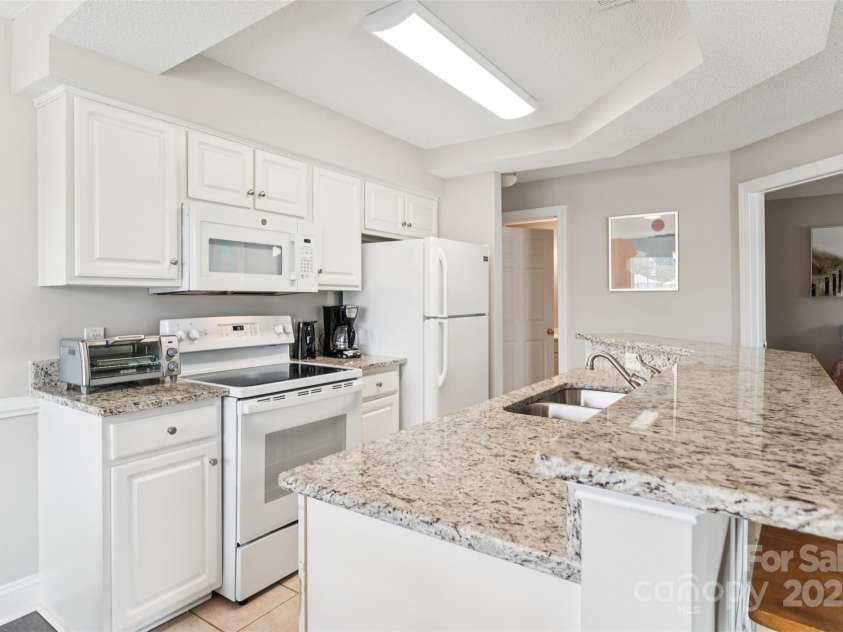 330 Middleton Drive, Calabash, NC 28467.  MLS# CAR4288434, YatesRealty ID 31456. 