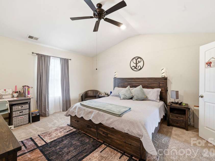 215 Belcaro Drive, Kings Mountain, NC 28086.  MLS# CAR4379600, YatesRealty ID 31457. 