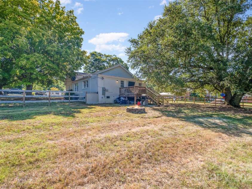 754 Rubens Road, Concord, NC 28027.  MLS# CAR4283491, YatesRealty ID 31457. 
