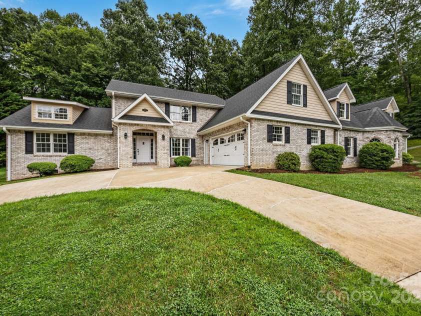 111 Nathan Court, Fletcher, NC 28732.  MLS# CAR4289901, YatesRealty ID 31458. 