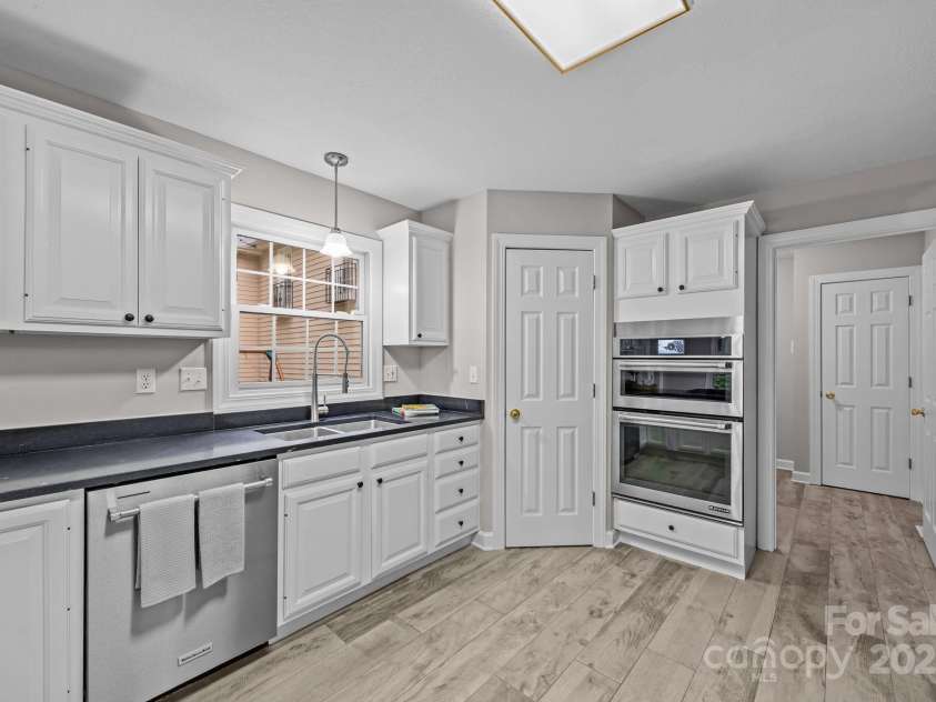 111 Nathan Court, Fletcher, NC 28732.  MLS# CAR4289901, YatesRealty ID 31458. 