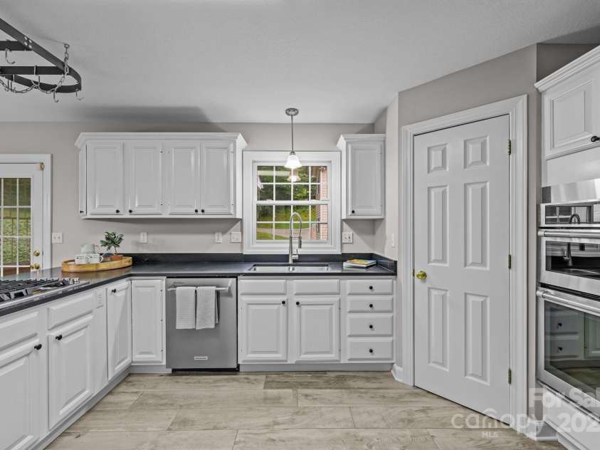 111 Nathan Court, Fletcher, NC 28732.  MLS# CAR4289901, YatesRealty ID 31458. 