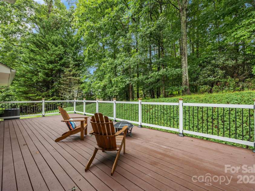 111 Nathan Court, Fletcher, NC 28732.  MLS# CAR4289901, YatesRealty ID 31458. 