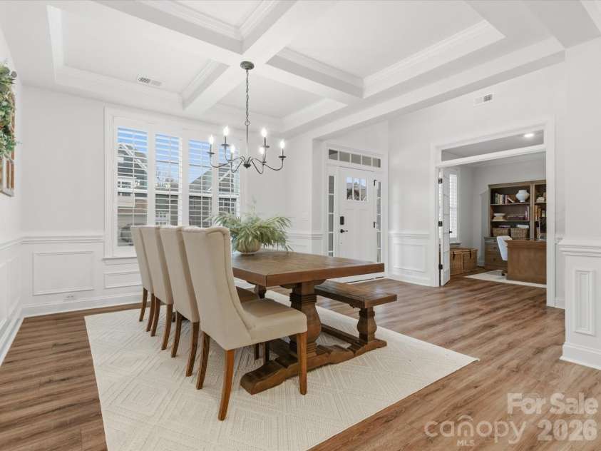 2204 Skybrook Oaks Drive, Huntersville, NC 28078.  MLS# CAR4386187, YatesRealty ID 31458. 