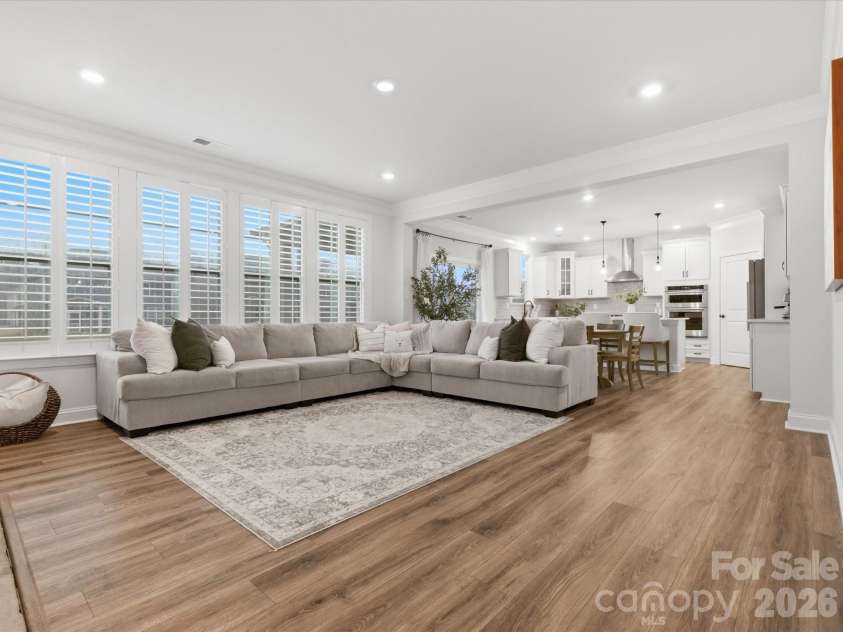 2204 Skybrook Oaks Drive, Huntersville, NC 28078.  MLS# CAR4386187, YatesRealty ID 31458. 