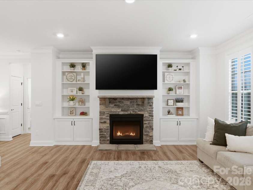 2204 Skybrook Oaks Drive, Huntersville, NC 28078.  MLS# CAR4386187, YatesRealty ID 31458. 