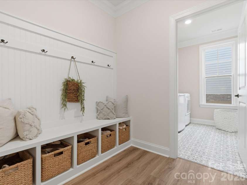 2204 Skybrook Oaks Drive, Huntersville, NC 28078.  MLS# CAR4386187, YatesRealty ID 31458. 