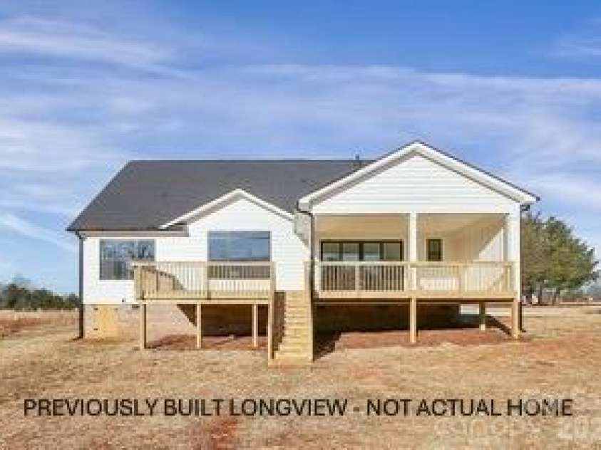 1515 Baileys Run, Gastonia, NC 28056.  MLS# CAR4386466, YatesRealty ID 31459. 