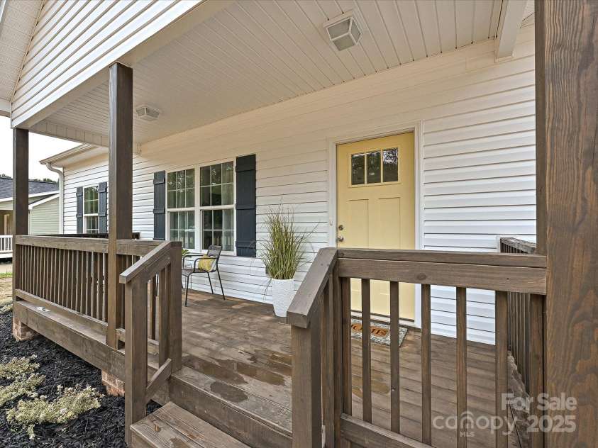 260 Old Pinckney Road, York, SC 29745.  MLS# CAR4278542, YatesRealty ID 31459. 