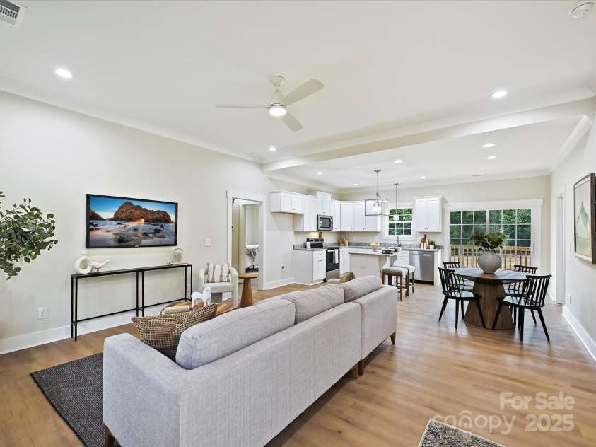 260 Old Pinckney Road, York, SC 29745.  MLS# CAR4278542, YatesRealty ID 31459. 