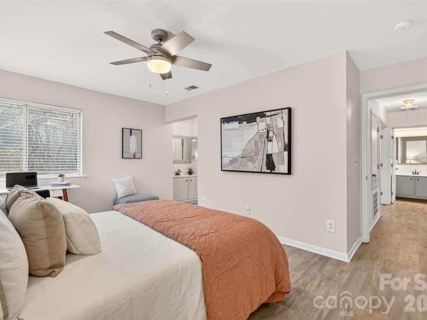 1047 Sardis Cove Drive, Charlotte, NC 28270.  MLS# CAR4341993, YatesRealty ID 3146. 