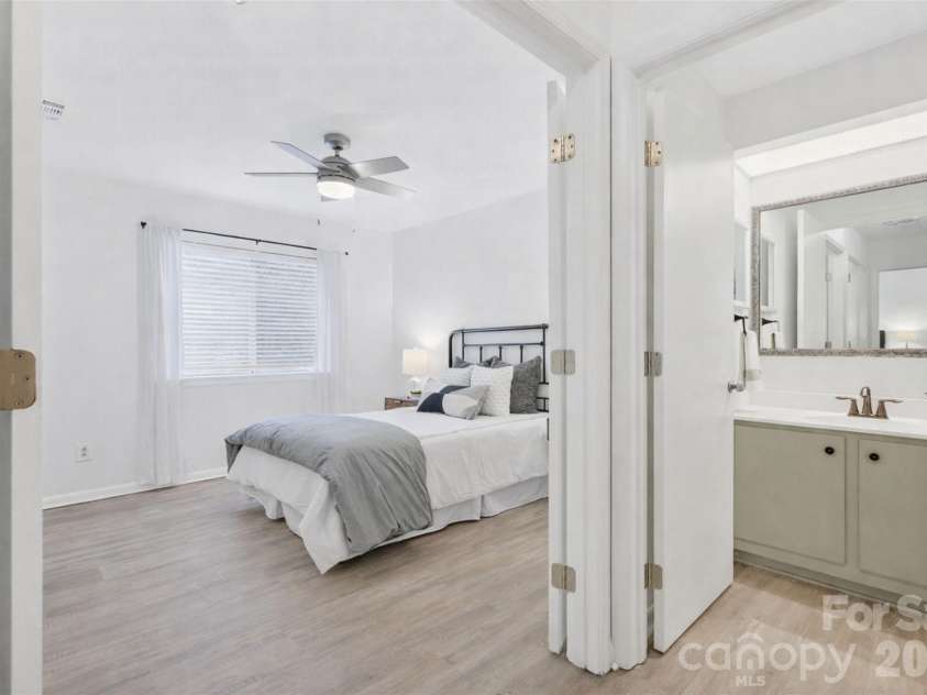 1047 Sardis Cove Drive, Charlotte, NC 28270.  MLS# CAR4341993, YatesRealty ID 3146. 