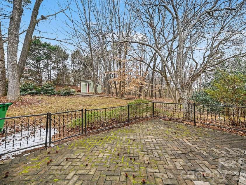 1047 Sardis Cove Drive, Charlotte, NC 28270.  MLS# CAR4341993, YatesRealty ID 3146. 