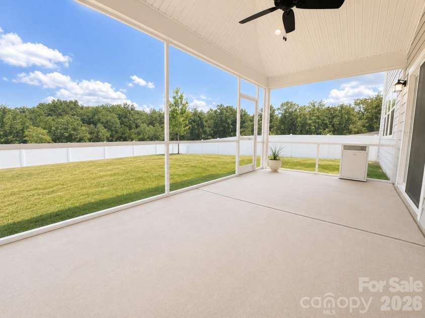 12133 Rowan Hill Drive, Huntersville, NC 28078.  MLS# CAR4392844, YatesRealty ID 31461. 