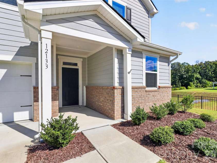 12133 Rowan Hill Drive, Huntersville, NC 28078.  MLS# CAR4431589, YatesRealty ID 31461. 