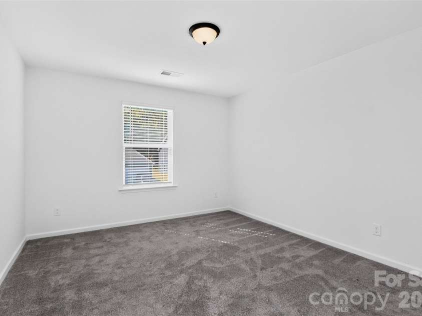 12133 Rowan Hill Drive, Huntersville, NC 28078.  MLS# CAR4431589, YatesRealty ID 31461. 