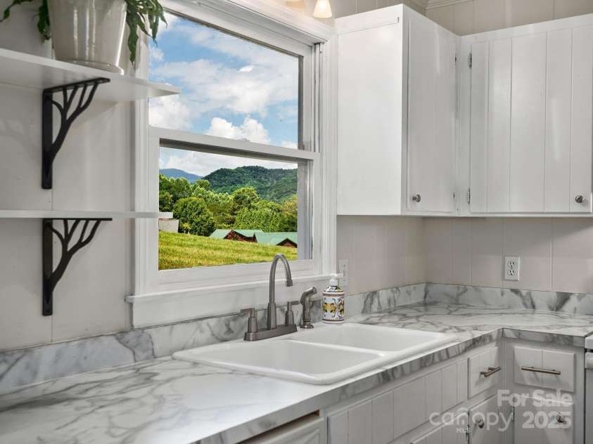54 Brookside Lane, Maggie Valley, NC 28751.  MLS# CAR4290369, YatesRealty ID 31461. 