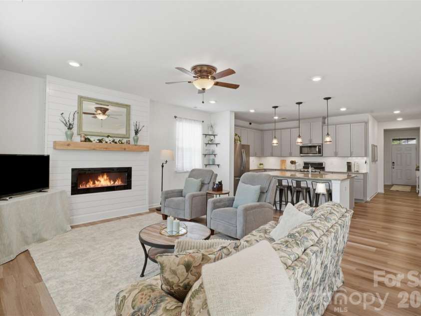 1011 Yearden Lane, Monroe, NC 28110.  MLS# CAR4392116, YatesRealty ID 31462. The areas are so open and inviting!