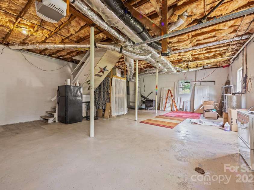 72 Boydston Street, Canton, NC 28716.  MLS# CAR4282532, YatesRealty ID 31462. 