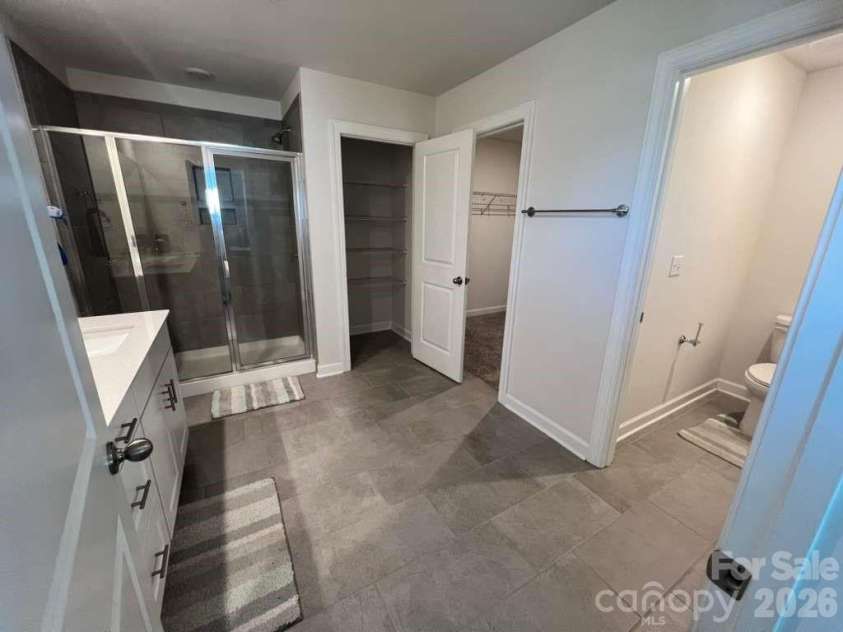 11908 Redleaf Drive, Charlotte, NC 28215.  MLS# CAR4387987, YatesRealty ID 31463. 