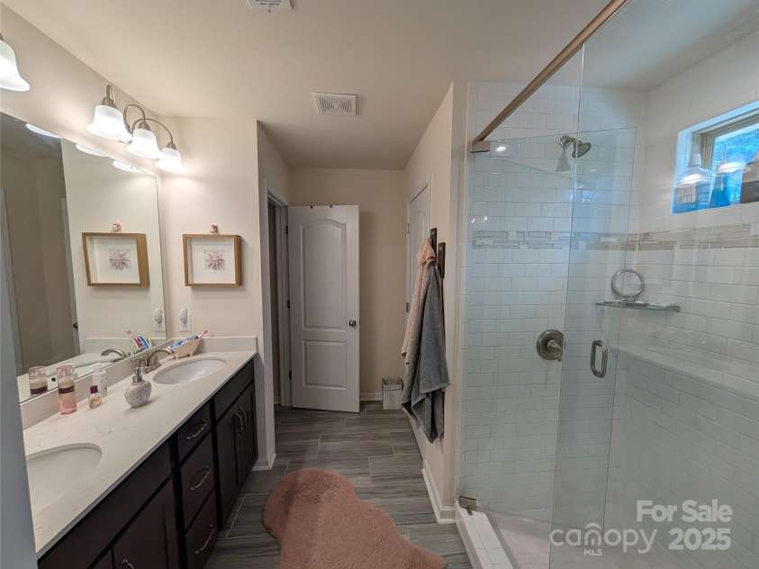 3049 Hartson Pointe Drive, Fort Mill, SC 29707.  MLS# CAR4283179, YatesRealty ID 31463. 