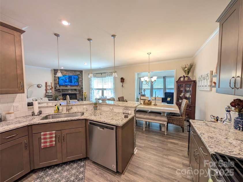 3049 Hartson Pointe Drive, Fort Mill, SC 29707.  MLS# CAR4283179, YatesRealty ID 31463. 