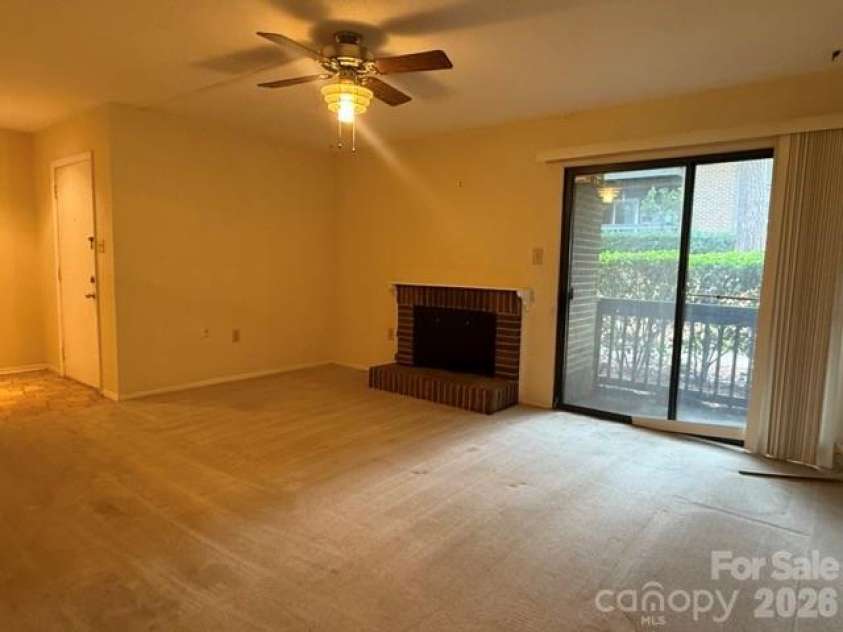 5024 Sardis Road, Charlotte, NC 28270.  MLS# CAR4392912, YatesRealty ID 31467. 
