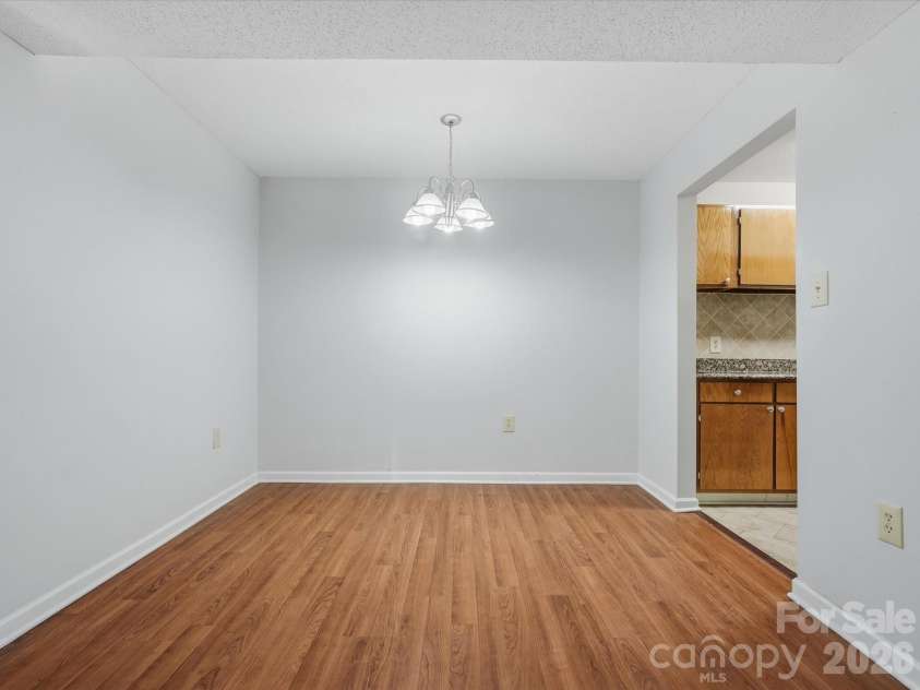 5024 Sardis Road, Charlotte, NC 28270.  MLS# CAR4428973, YatesRealty ID 31467. 