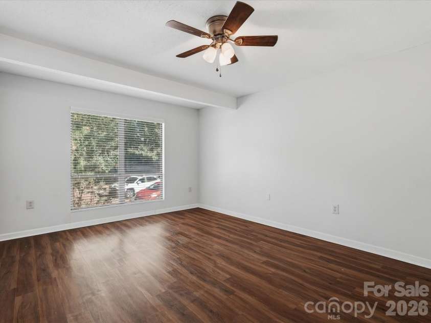 5024 Sardis Road, Charlotte, NC 28270.  MLS# CAR4428973, YatesRealty ID 31467. 