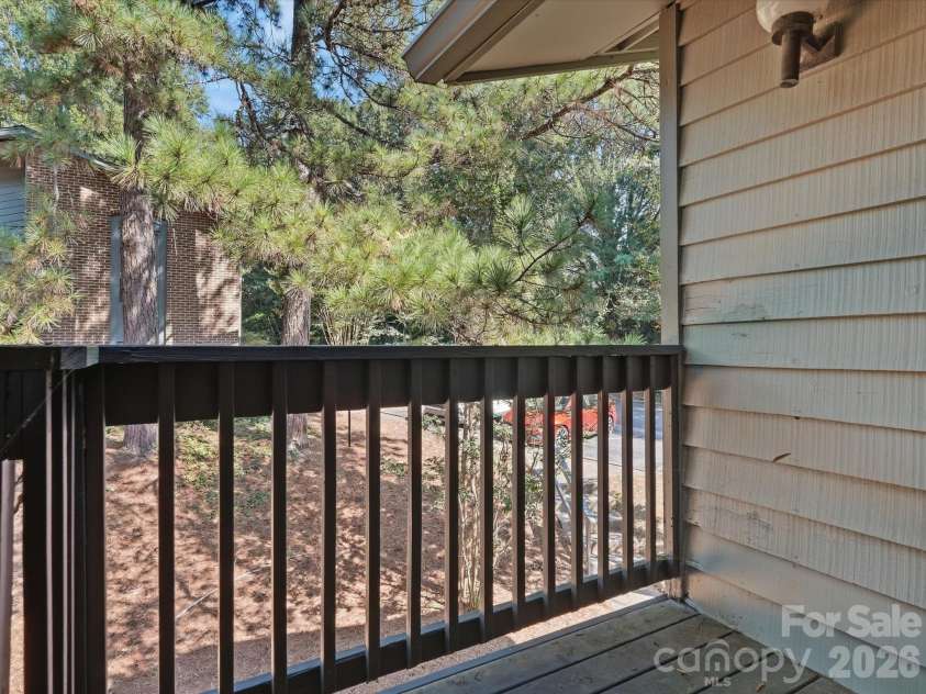 5024 Sardis Road, Charlotte, NC 28270.  MLS# CAR4428973, YatesRealty ID 31467. 