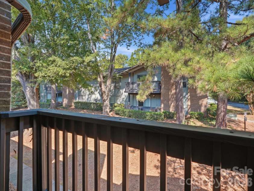 5024 Sardis Road, Charlotte, NC 28270.  MLS# CAR4428973, YatesRealty ID 31467. 