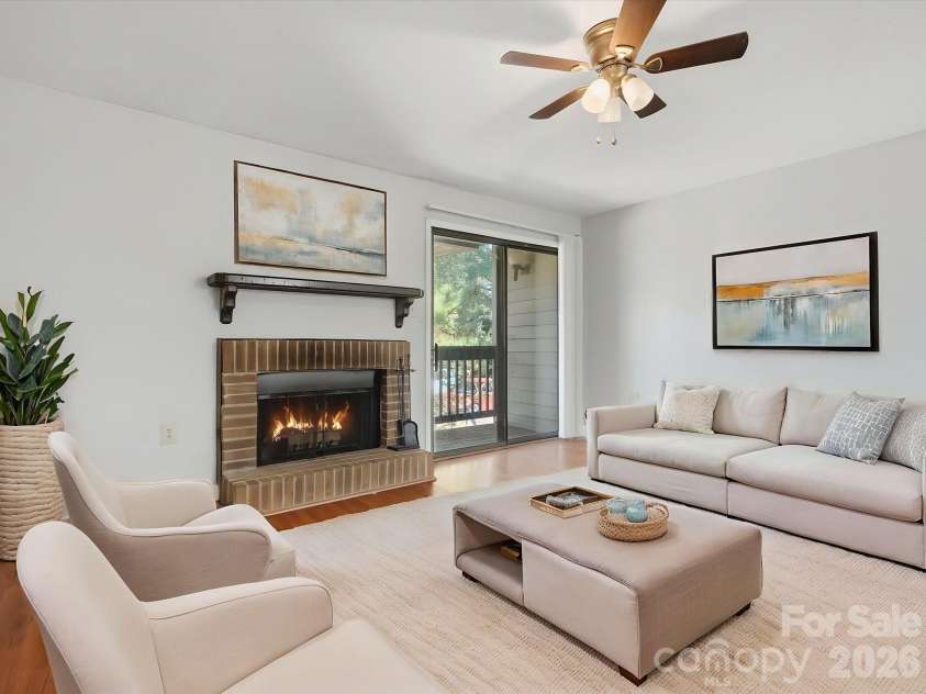 5024 Sardis Road, Charlotte, NC 28270.  MLS# CAR4428973, YatesRealty ID 31467. Living area is virtually staged