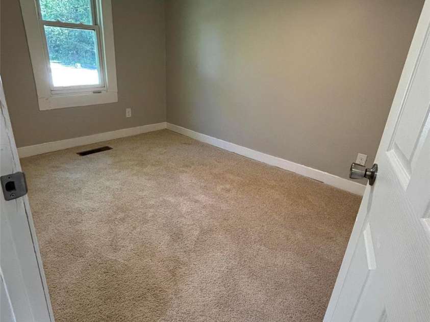 638 Old Salisbury Road, Statesville, NC 28677.  MLS# CAR4282681, YatesRealty ID 31467. 